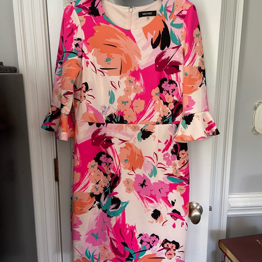 Nine West Women's Vibrant Floral Long Sleeve Dress size 10